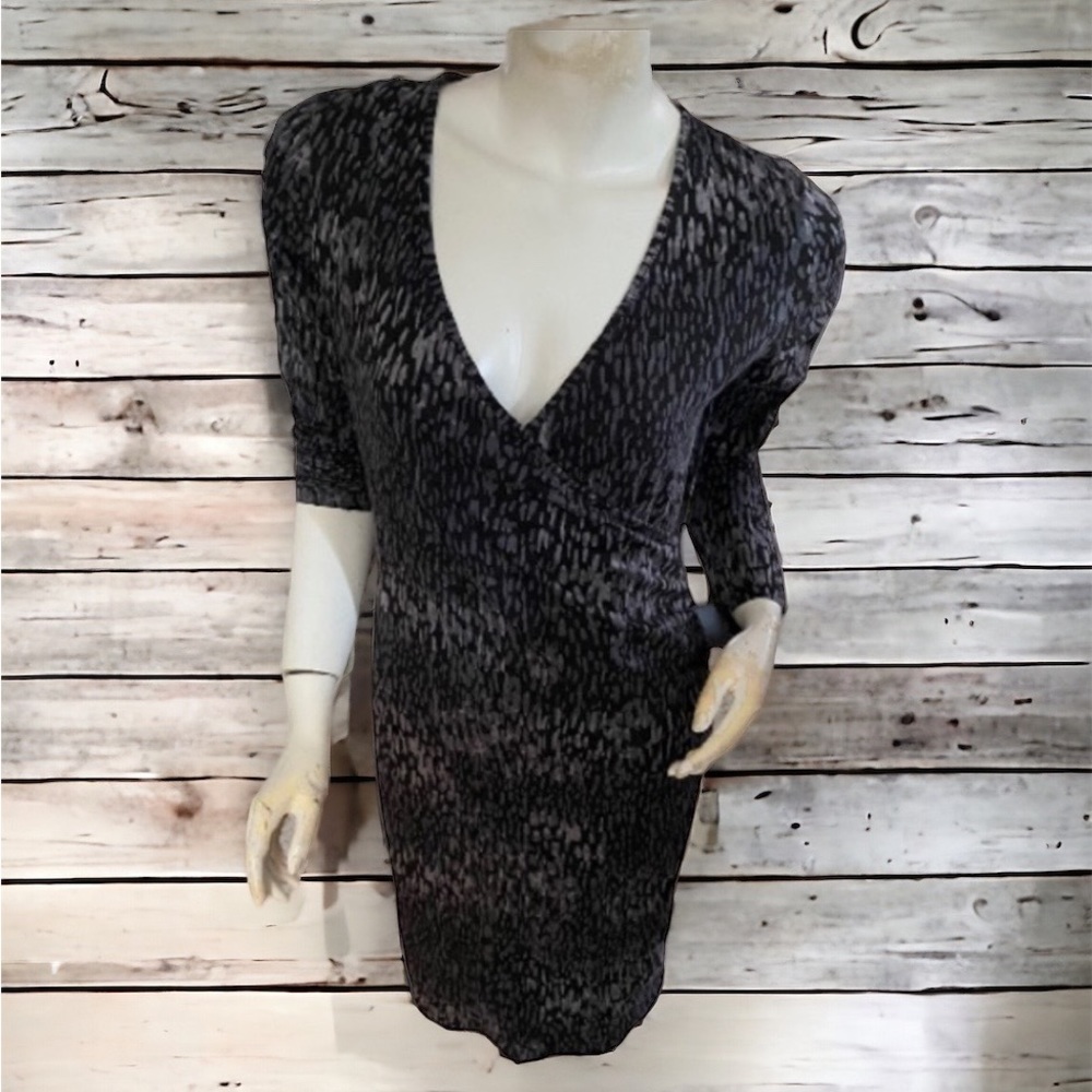 ❄️ 50% off winter Banana Republic geometric print V neck stretch casual dress S